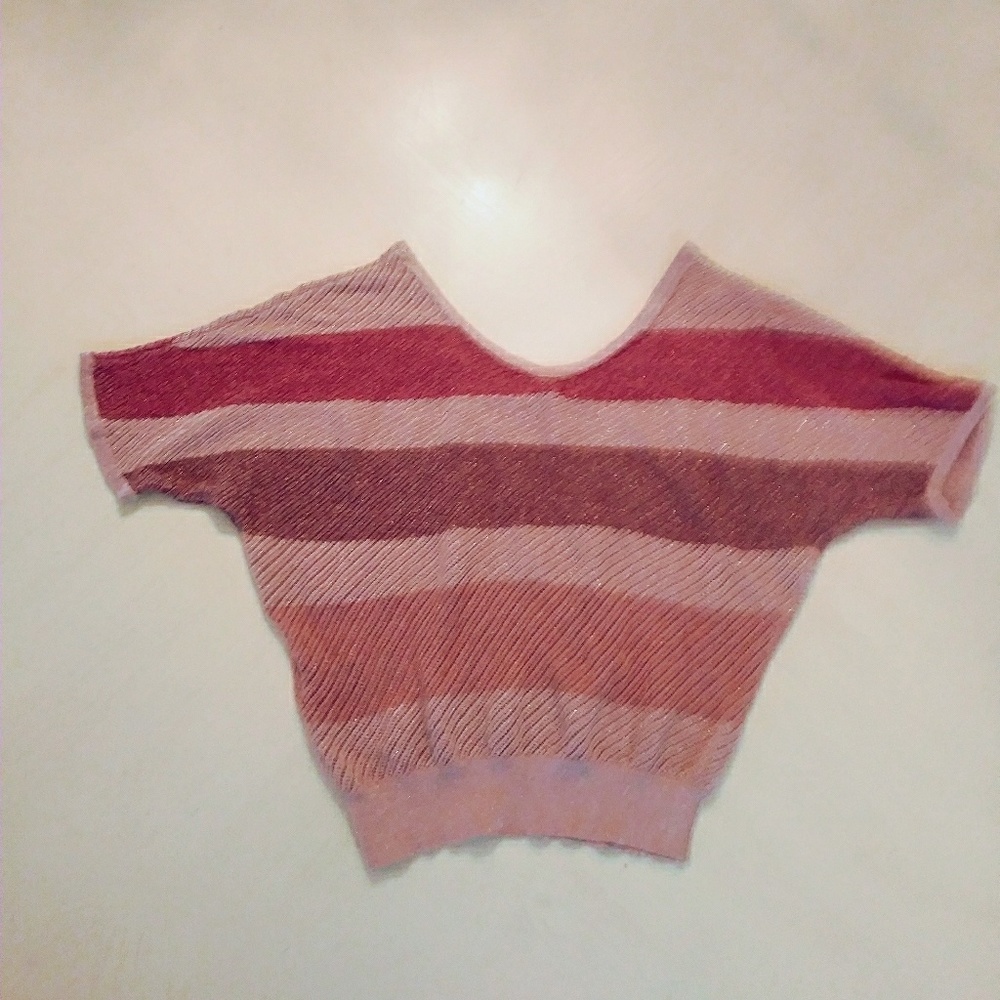 XS * Express shimmer stripe top
